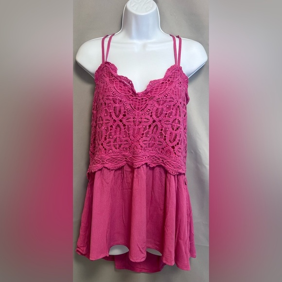 Maurice’s‎ Womens XL Blouse Tank Pink Raspberry Ruffled Lace Fringe NWT - Picture 1 of 11
